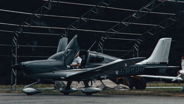 A Complete Guide to Understanding Carbon Offsetting in Aviation