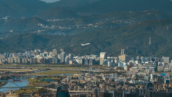 Why E-VTOLs Are the Future of Personal Transport