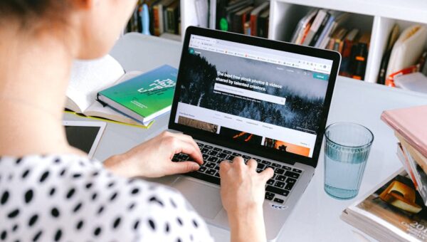 7 Common Mistakes to Avoid When Booking Flights Online