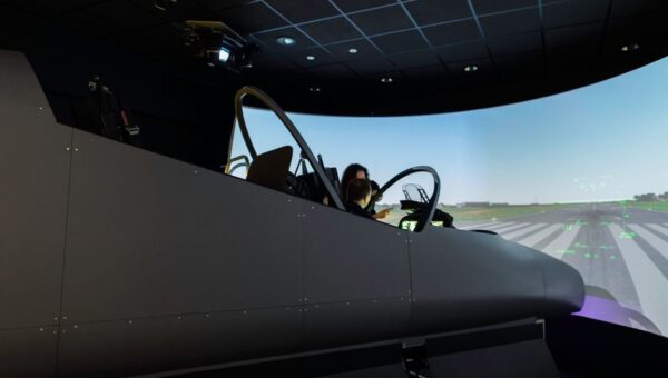 Flight Simulators in 2026: How Virtual Reality is Reinventing Pilot Training and Passenger Experience